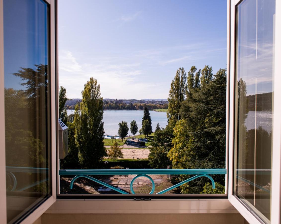 Privilege Queen Room Spa Access Reservation Needed