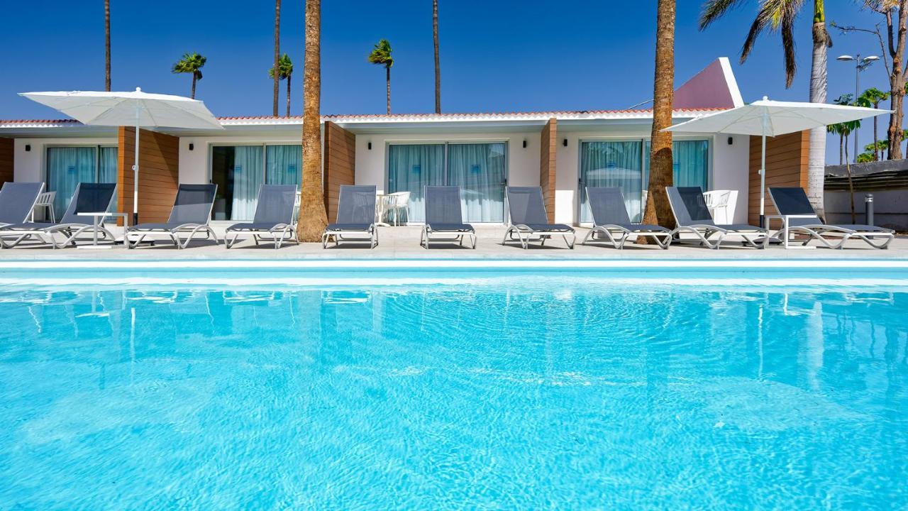 Double Room Pool View