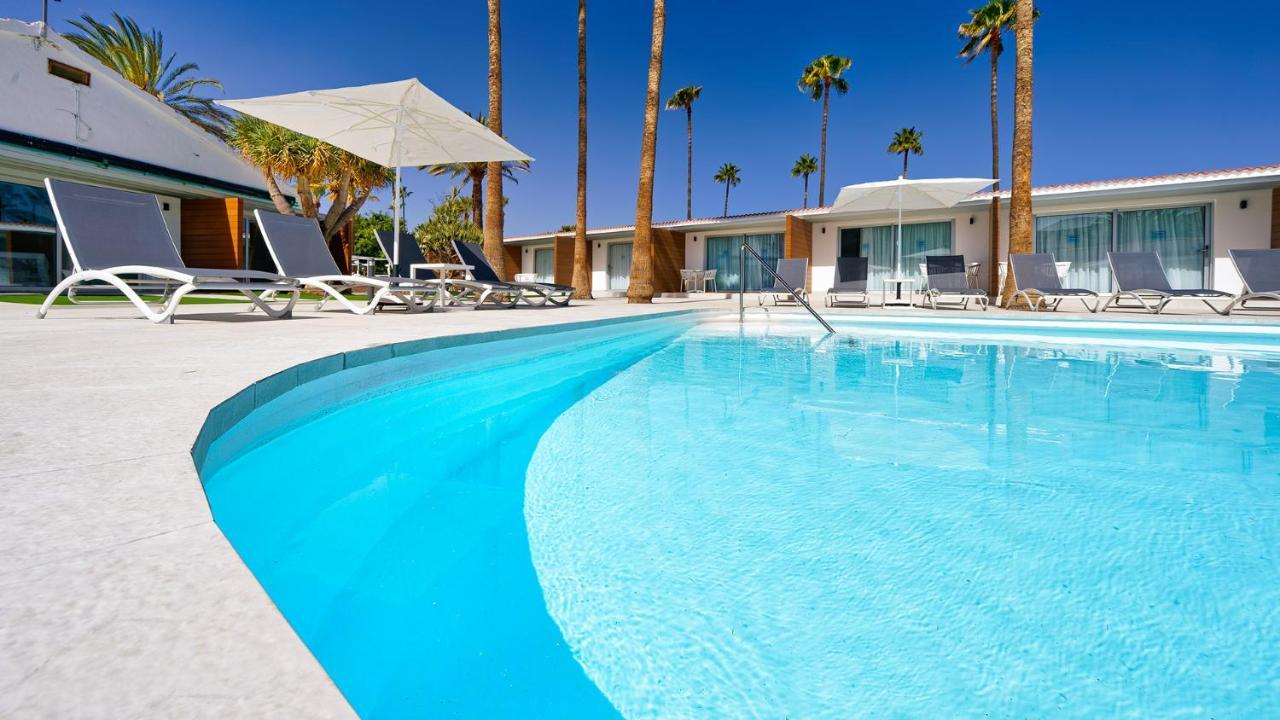 Double Room Pool View