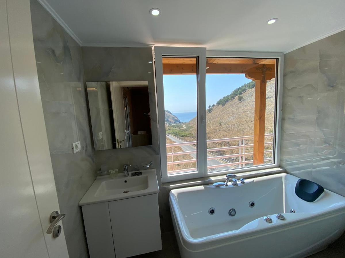 Suite avec Baignoire Spa