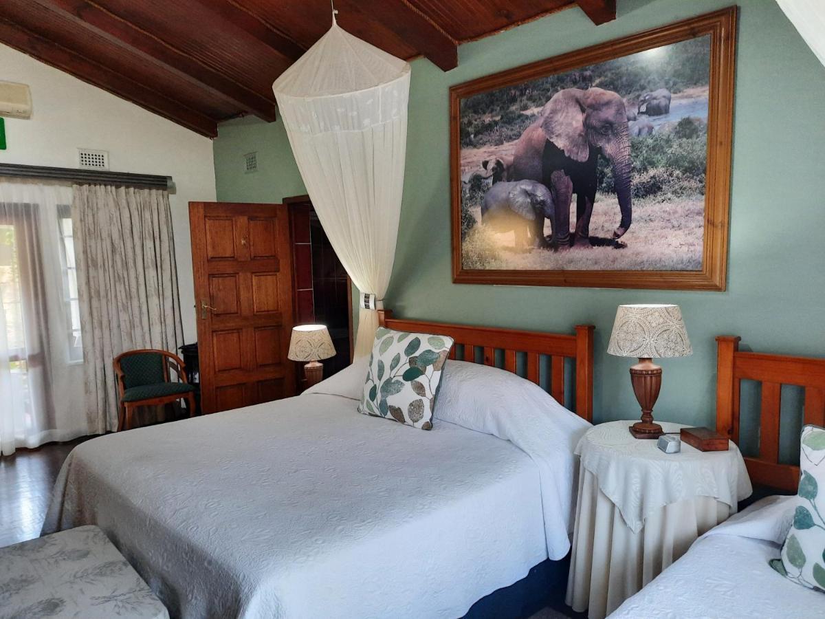 Deluxe Queen Room Extra Bed