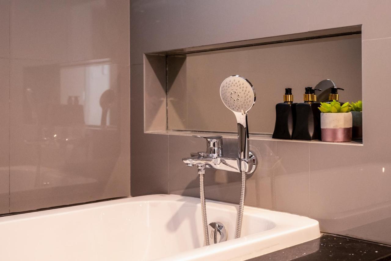 Luxury Triple Room,1068214594:JPEG