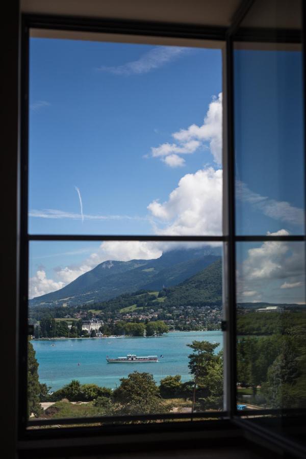 Superior Double or Twin Room Lake View