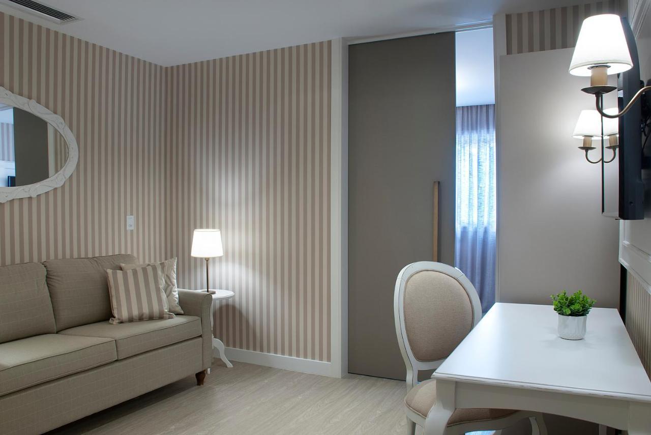 Double Room,1145142178:JPEG