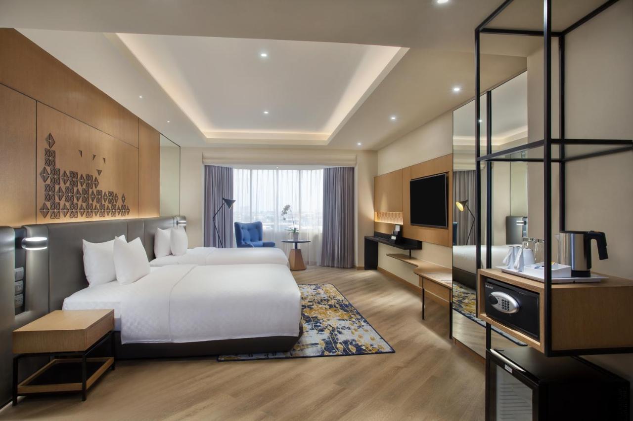 Family Room with Two Queen Beds