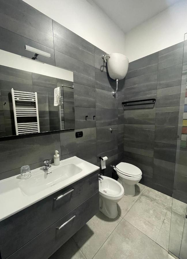 Quarto com Cama de Casal ou 2 de Solteiro