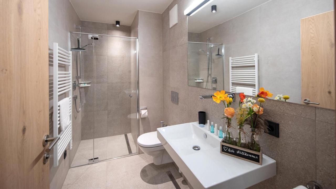 Two-Bedroom Apartment (6 Adults) directly by the pool,1251575929:JPEG