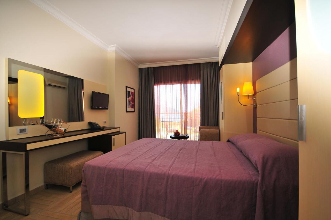 Double or Twin Room with Sea View,1209982966:JPEG