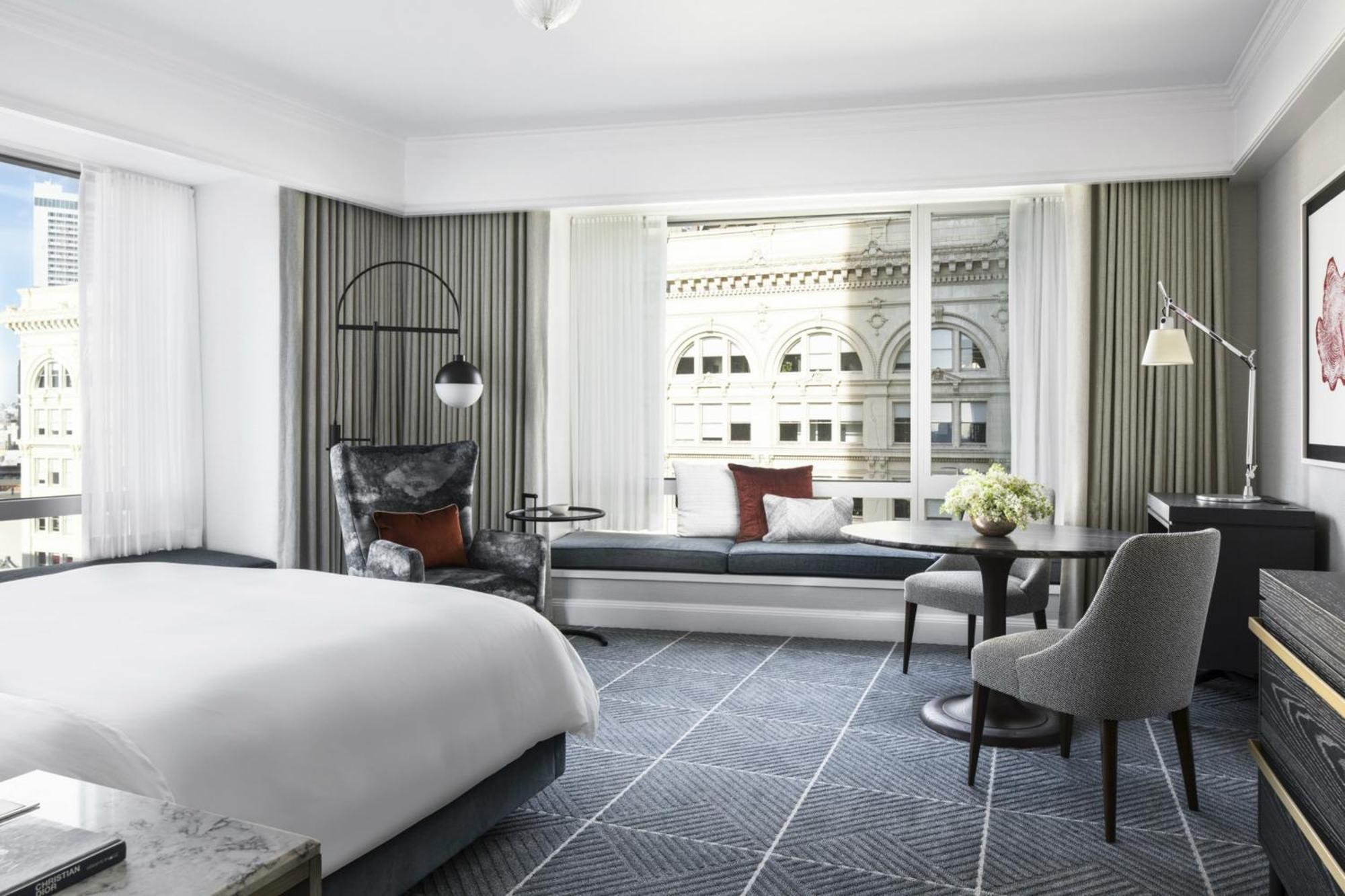 Luxe Kamer met Kingsize Bed en Uitzicht