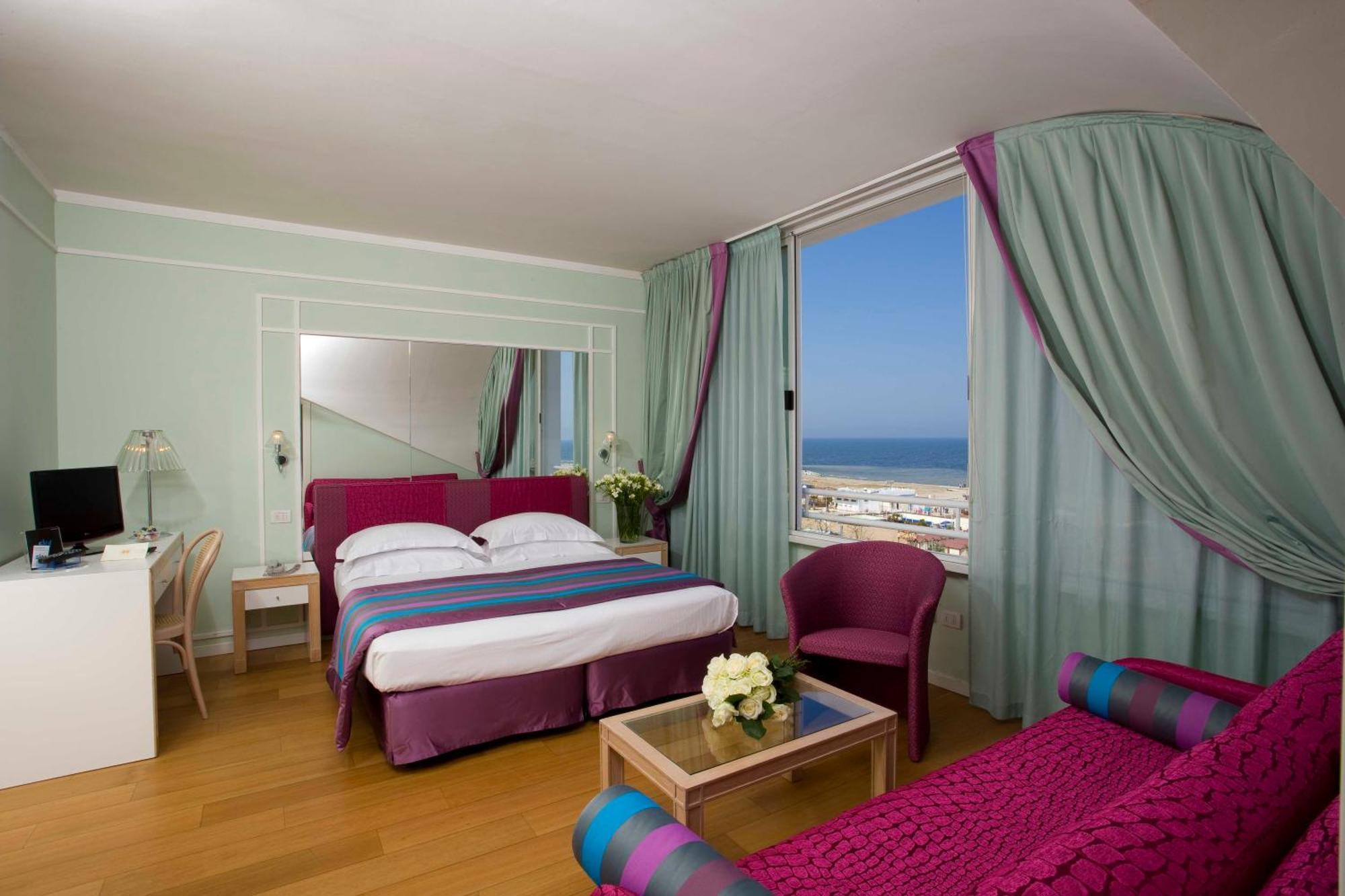 Junior Suite (4 Adults)