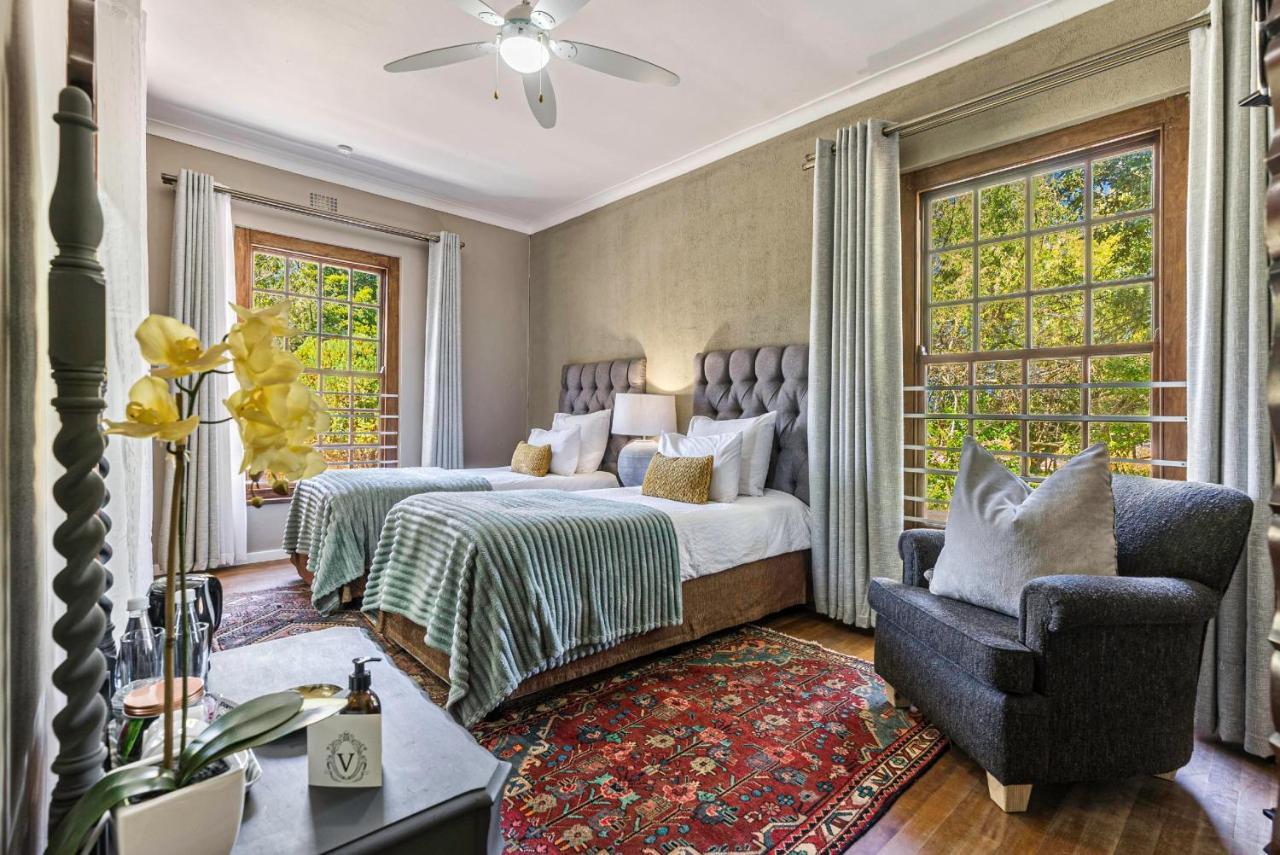 Luxury Twin Room