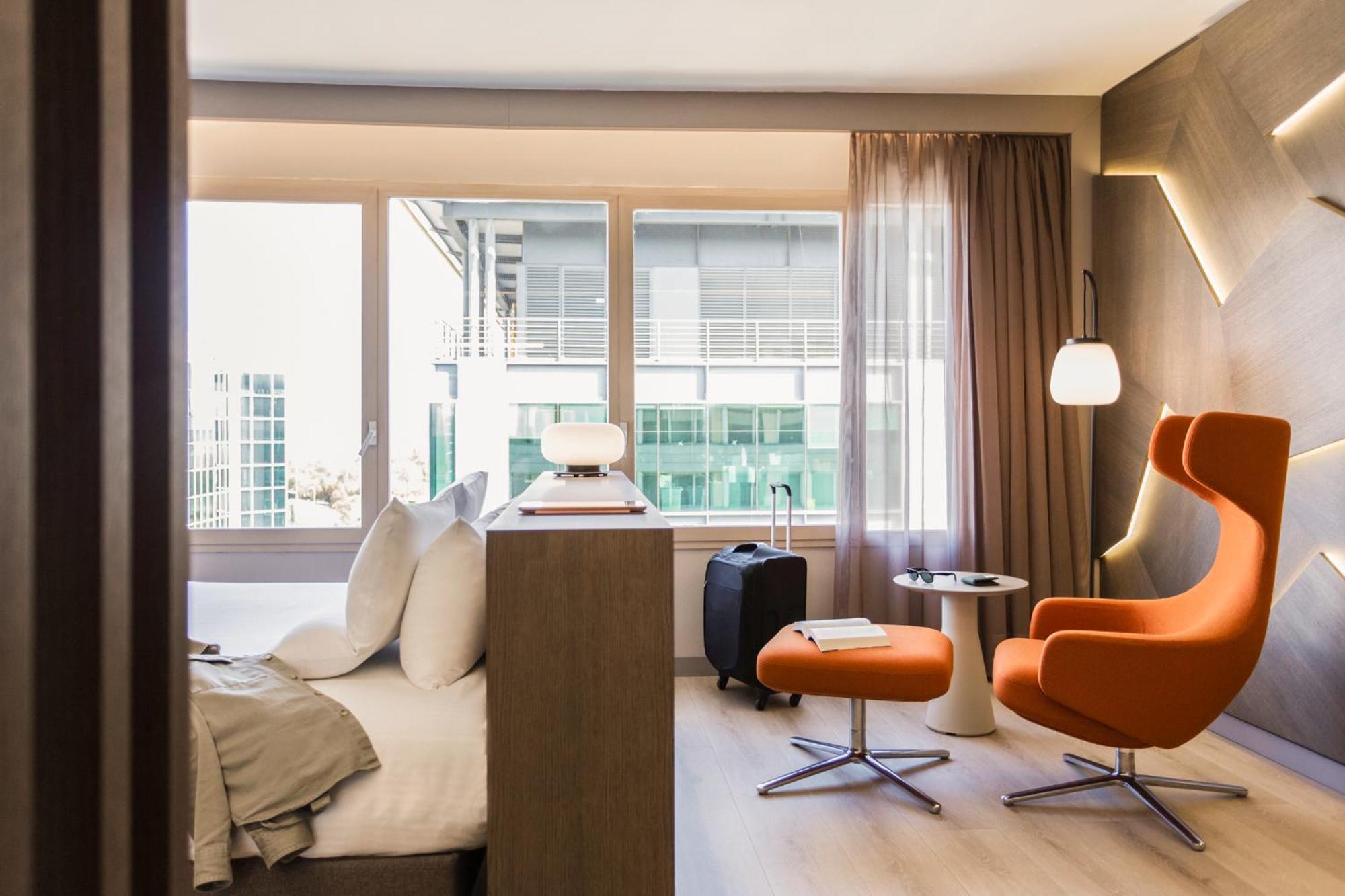 Junior Queen Suite - Plaza Gebouw