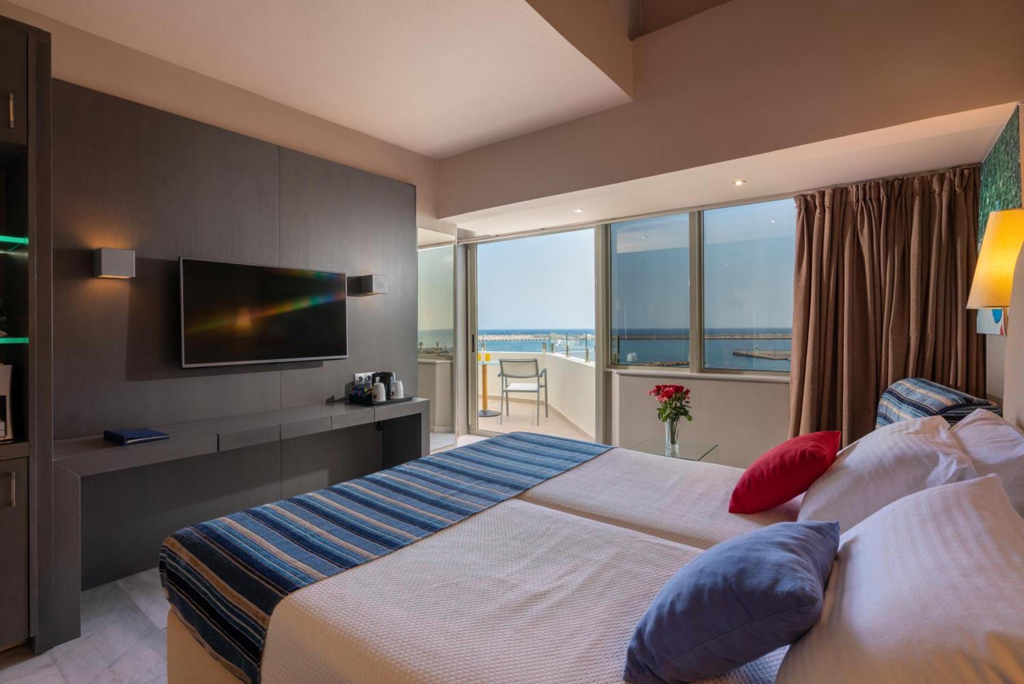 Grand Suite met Panoramisch Uitzicht op Zee
