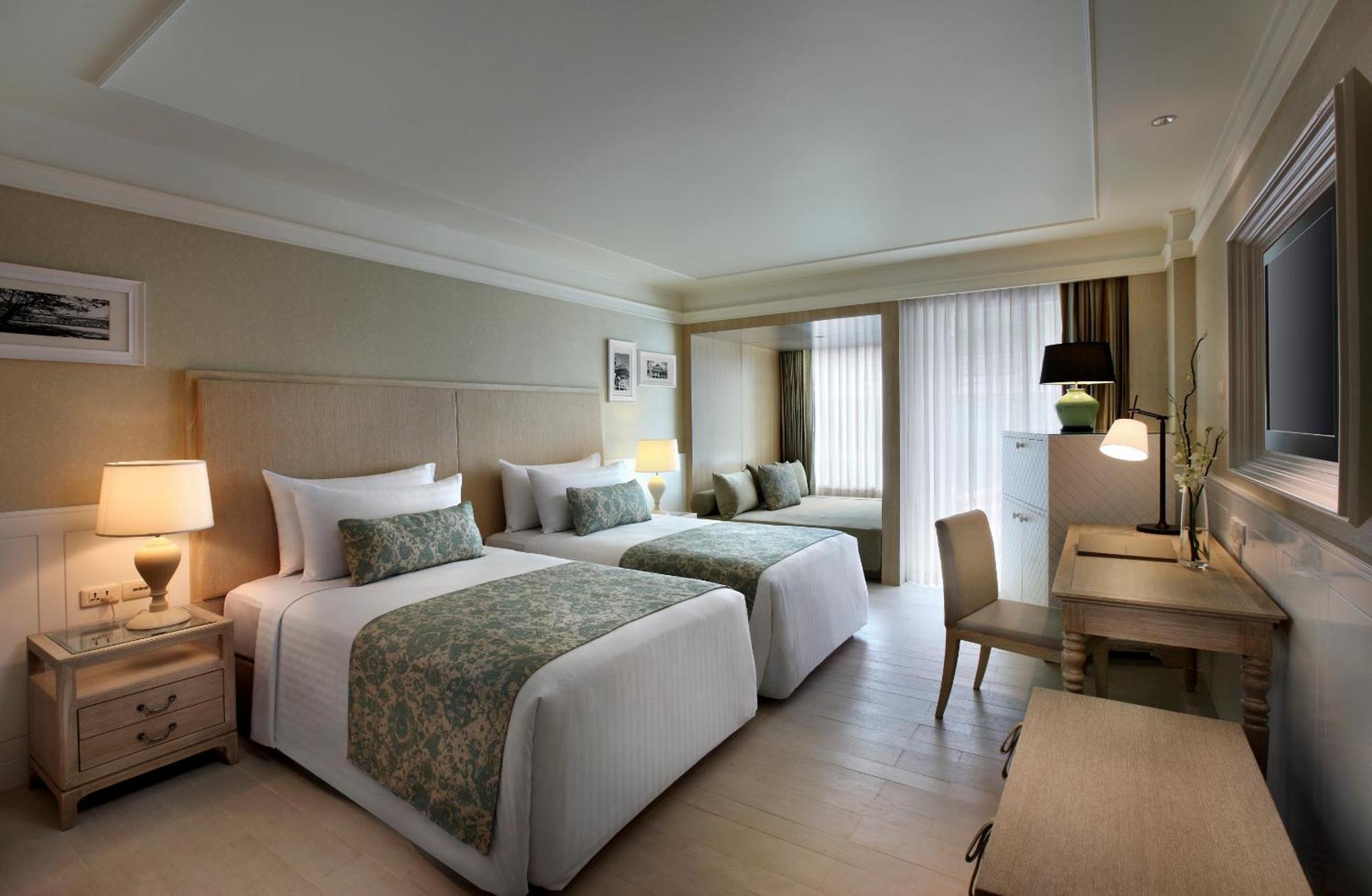 Deluxe Twin Room with Mountain View