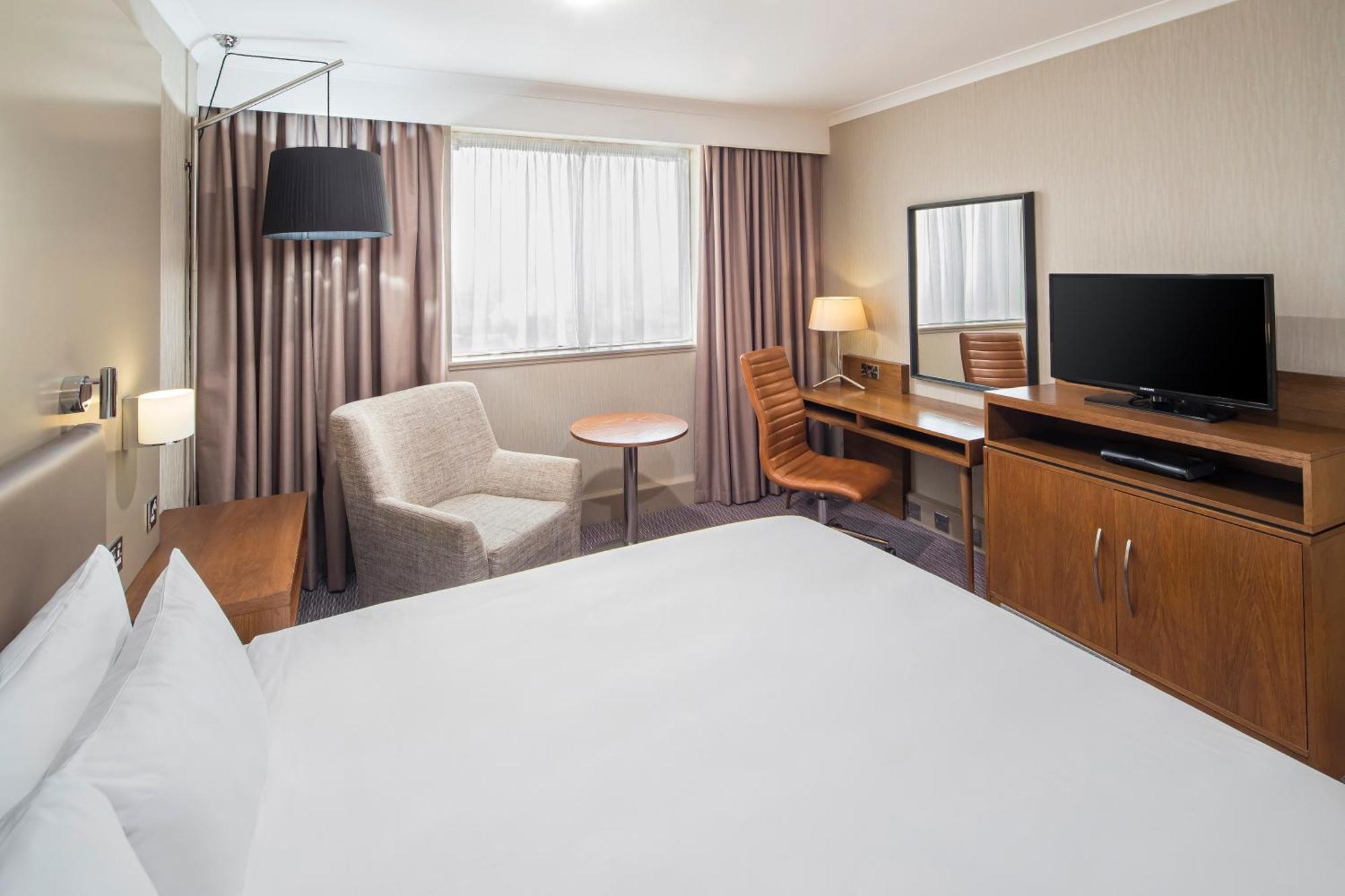 Chambre Lit Queen-Size Standard - Vue sur Rivière
