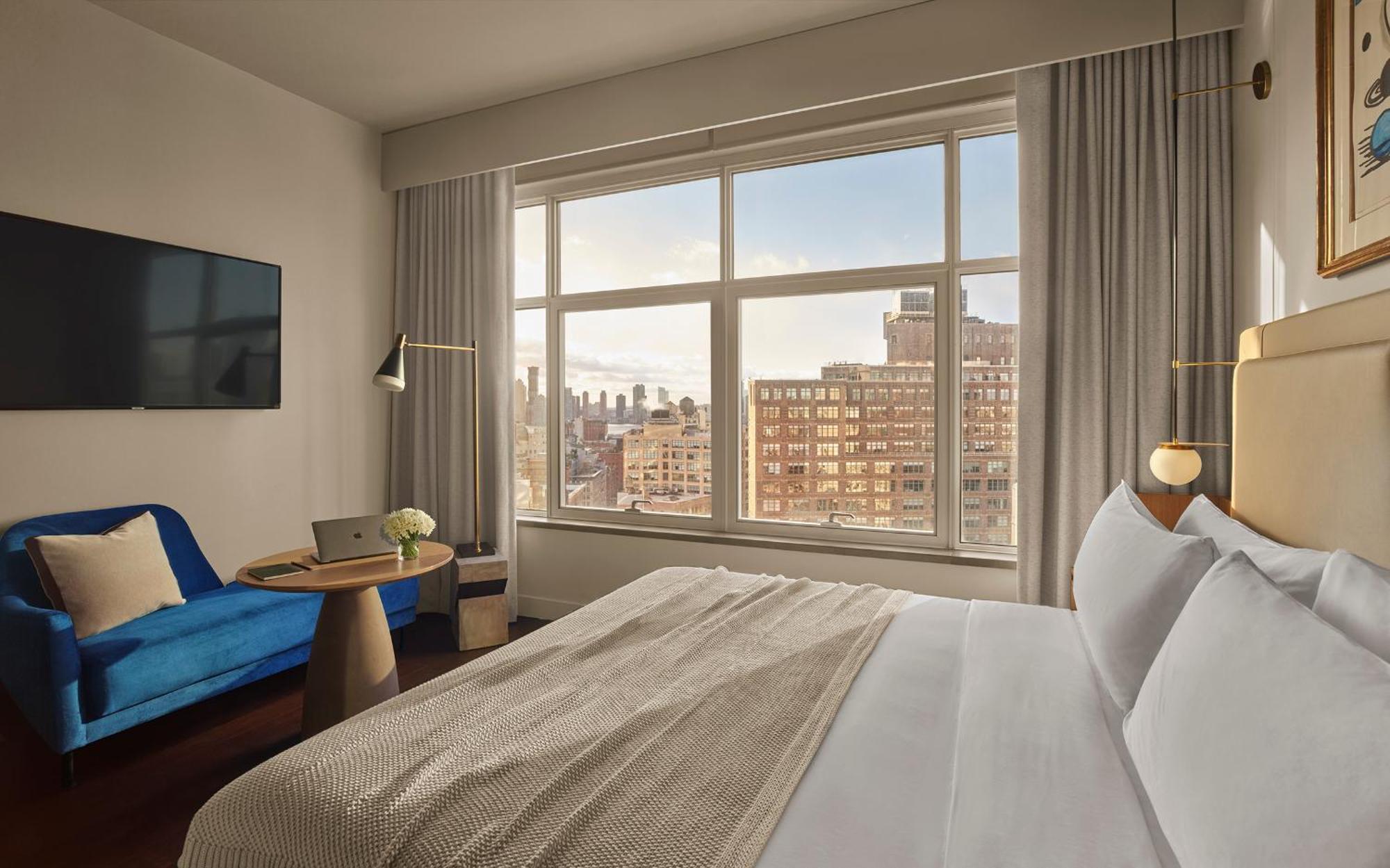 Deluxe King Room with City View,1126791201:JPEG