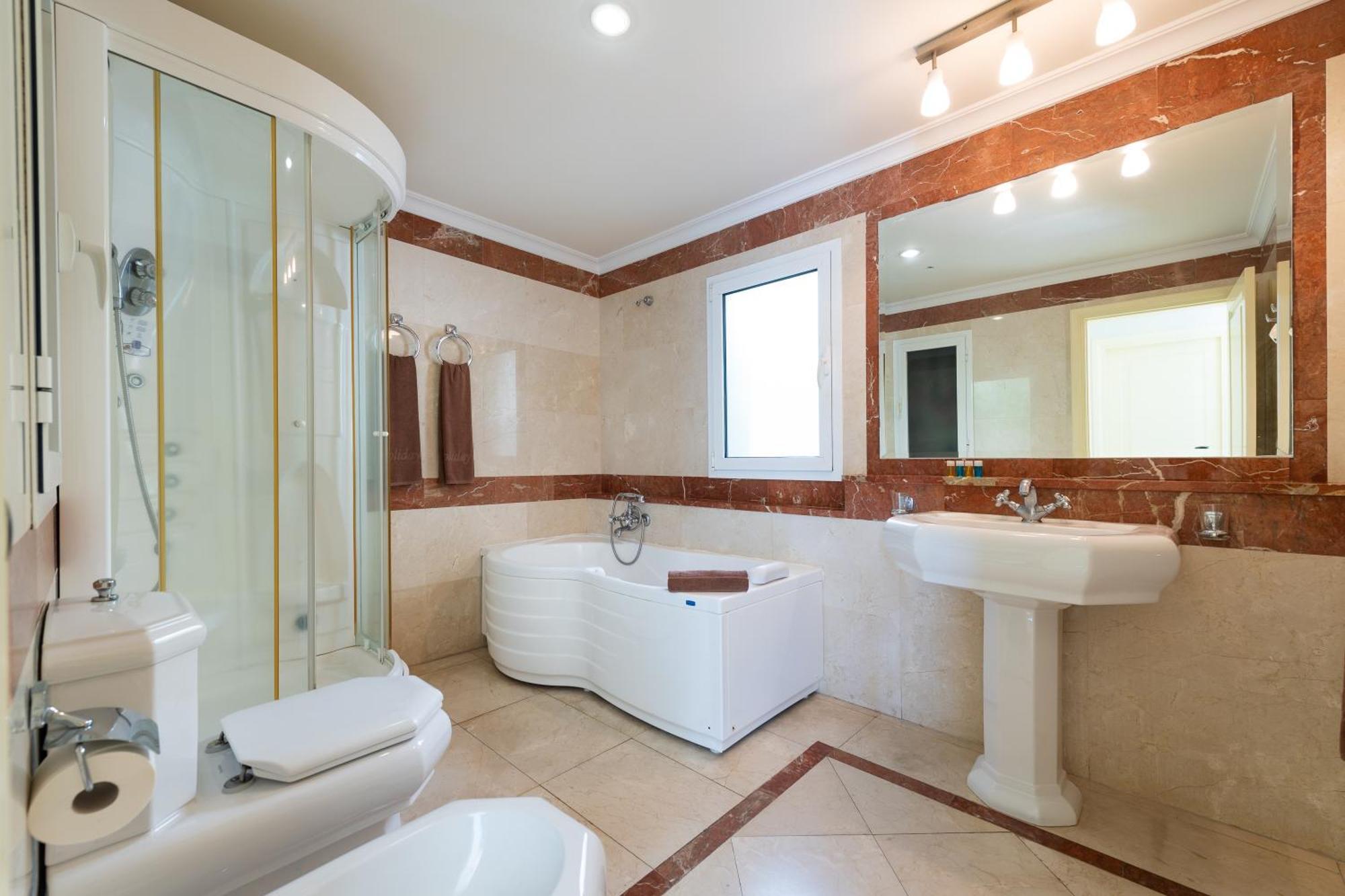 Appartement met 2 slaapkamers en jacuzzi