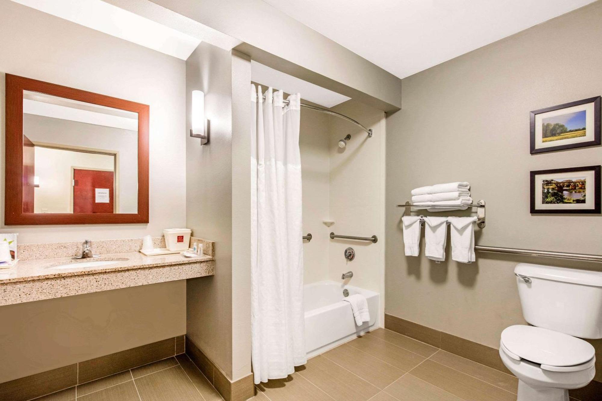 King Suite - Accessible/Non-Smoking,1280994868:JPEG