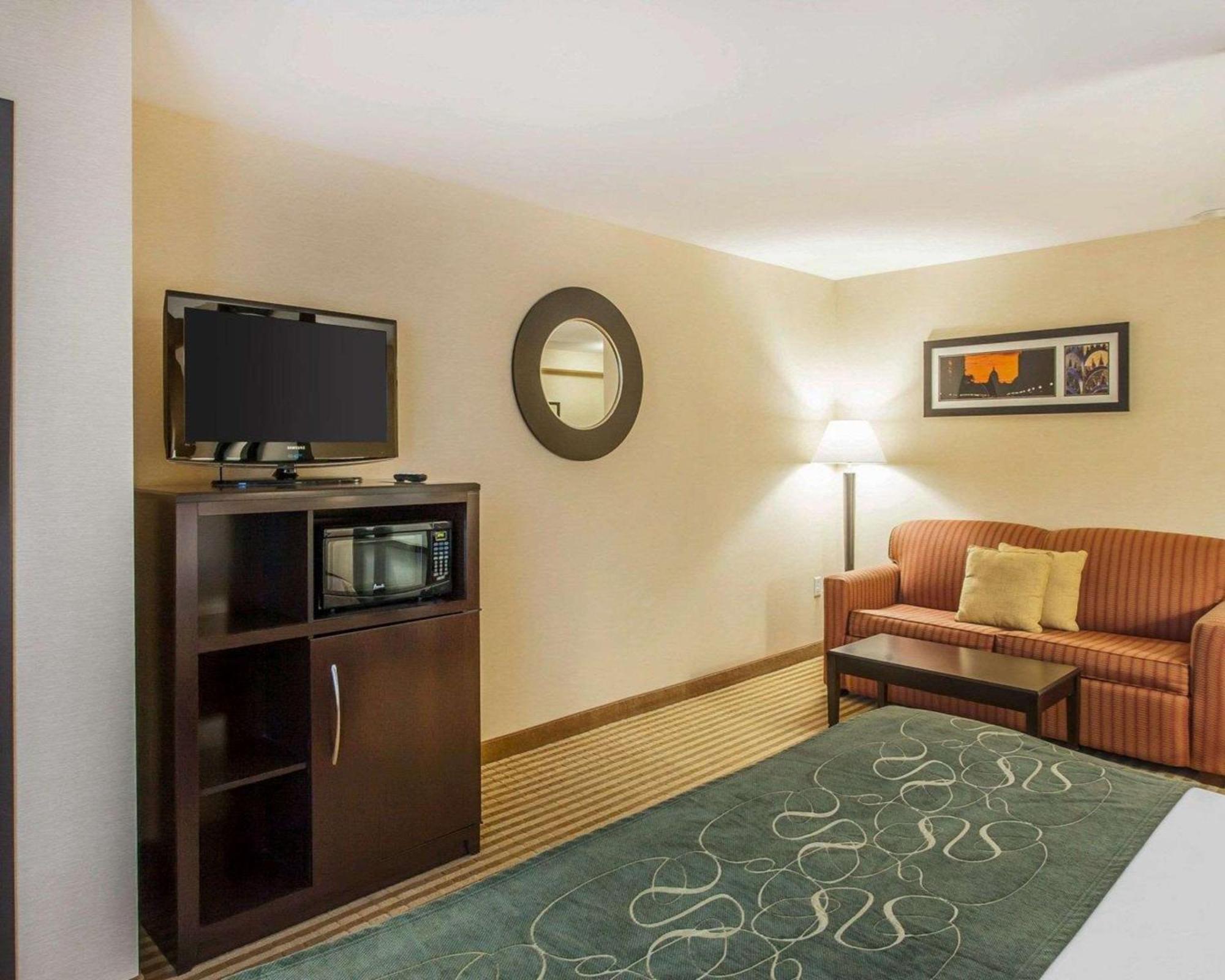 King Suite Disability Access or Non-Smoking