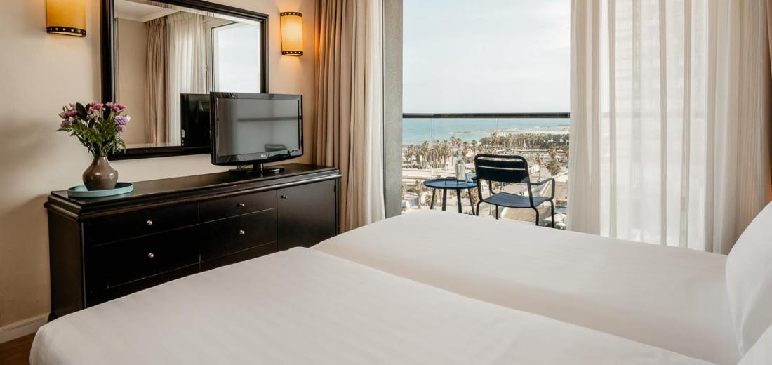 Junior King Suite - Lounge Access