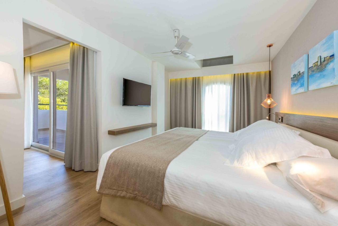 Golden Suite