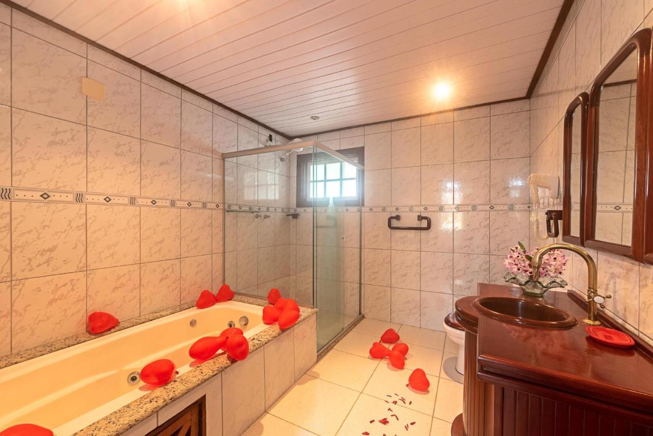 Grand Deluxe Double Room Spa Bath