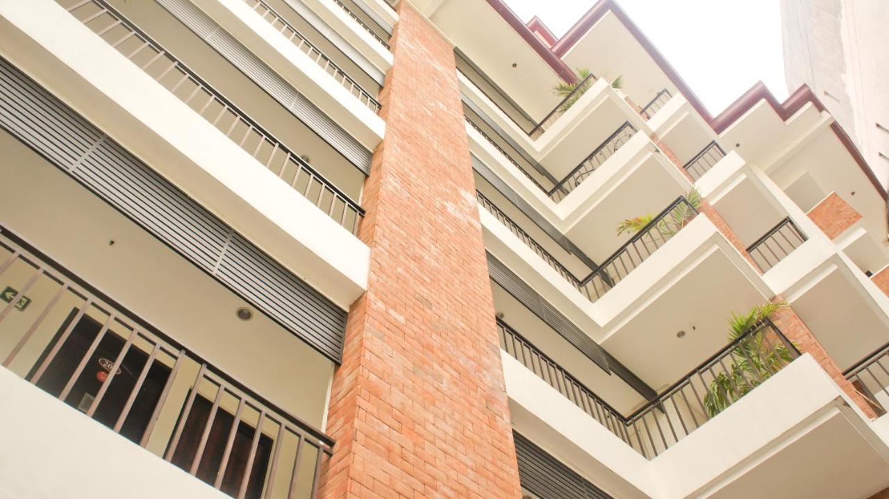 Two-Bedroom Apartment,1297677271:JPEG