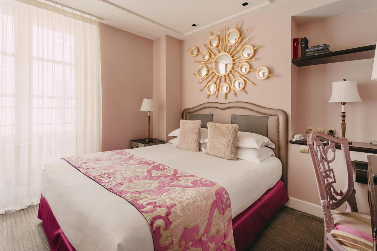 Deluxe Courtyard Room