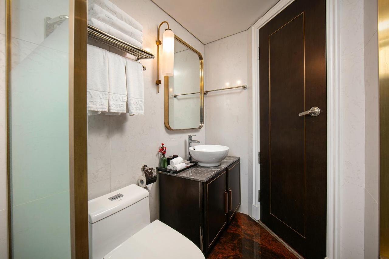 Executive Balcony Room,1331858339:JPEG