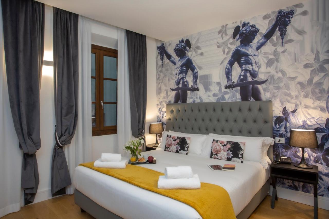 Junior Suite,1333553729:JPEG