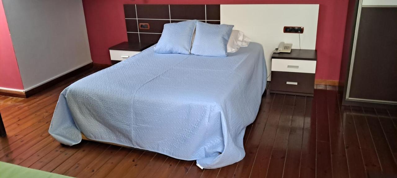 Standard Triple Room Sea View