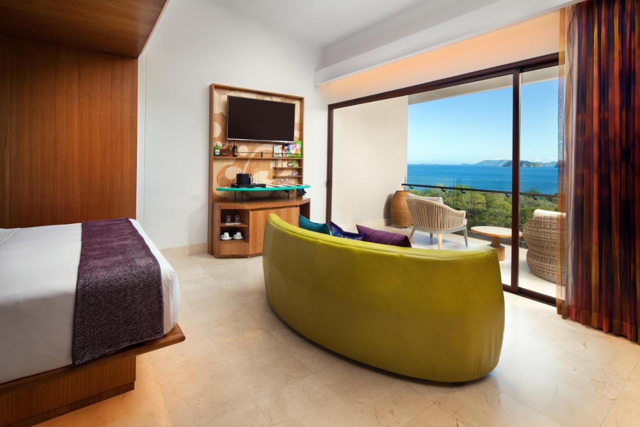Premier King Room Balcony Ocean View