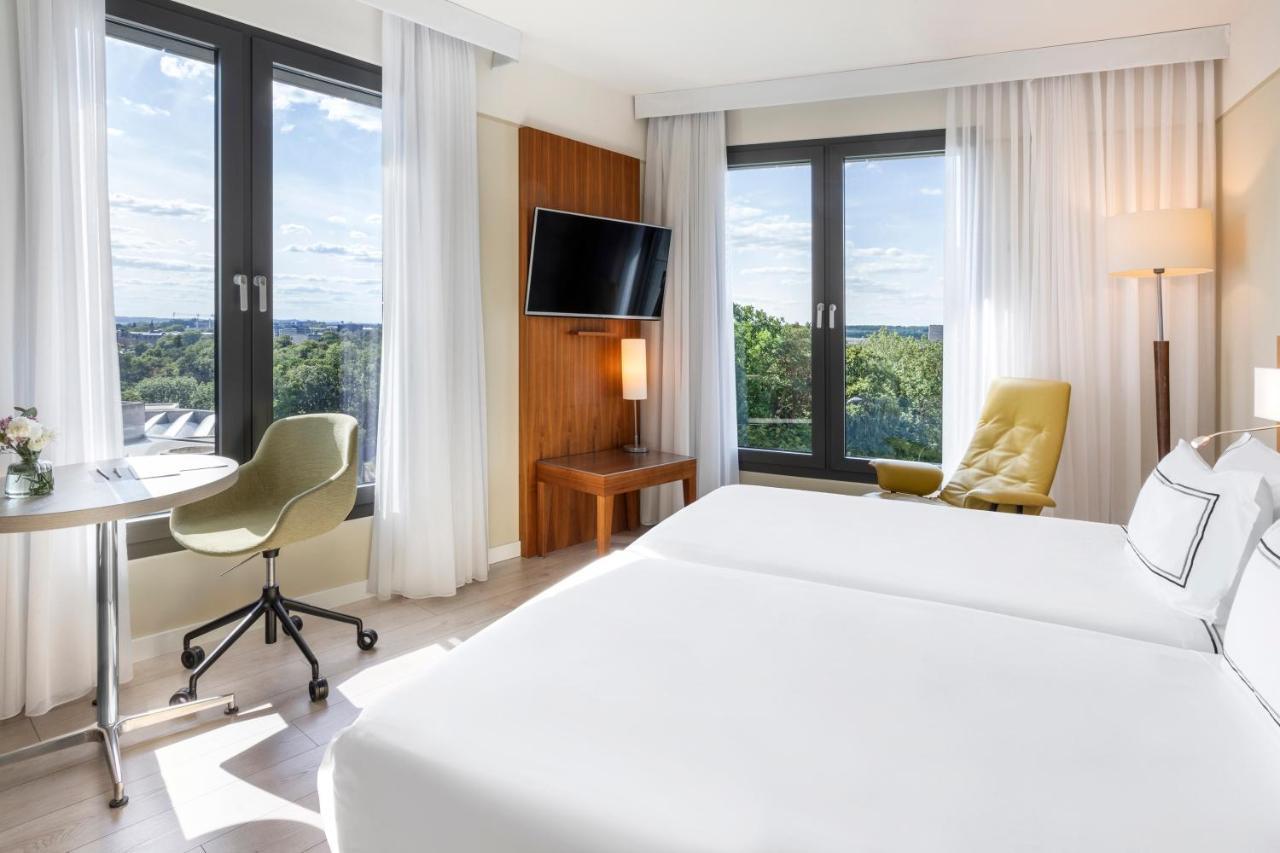 The Level Grand Suite and Executive Lounge Access,1387797776:JPEG