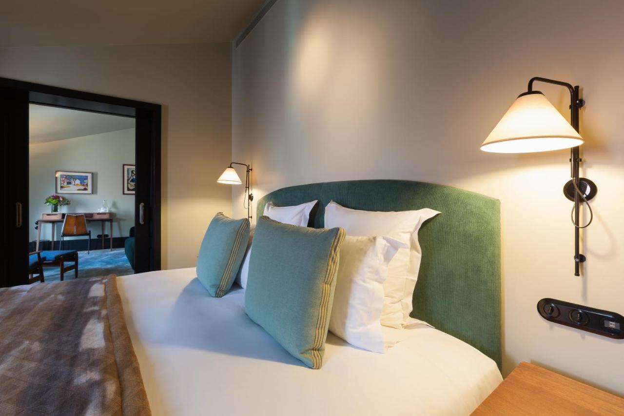Suite with City View,1415624055:JPEG