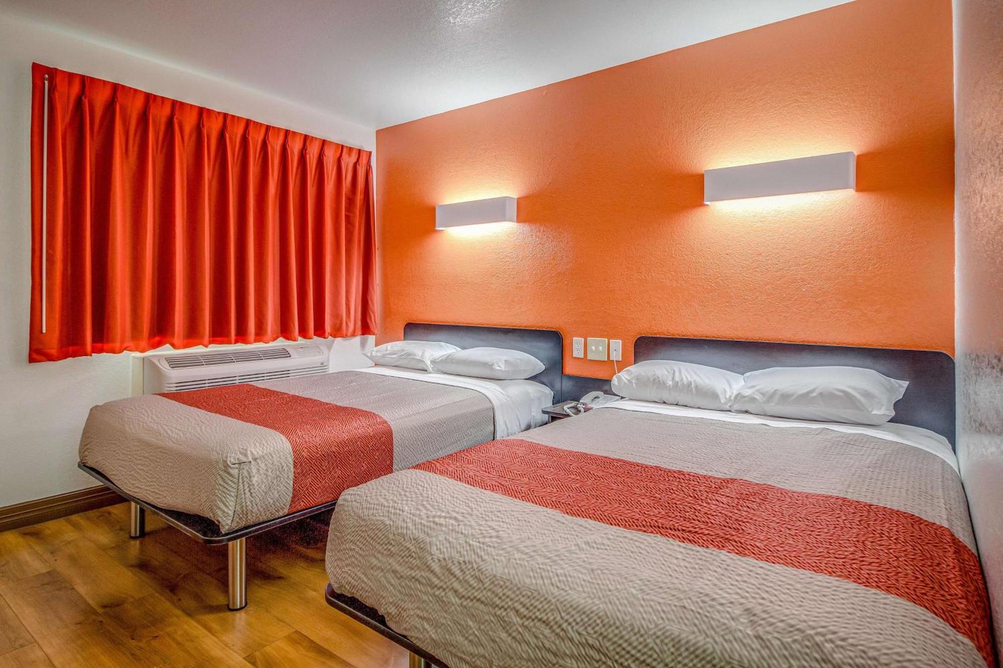 Two Double Bed Non-Smoking