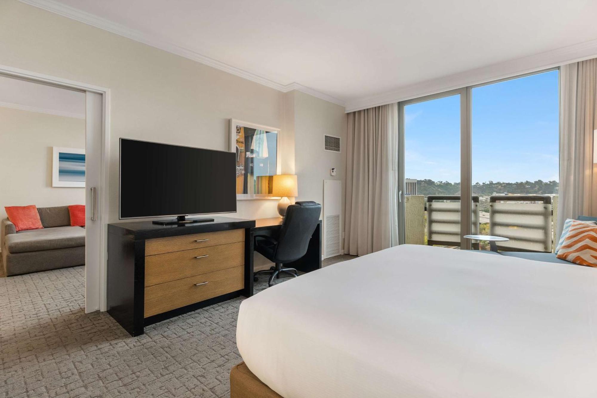 Two-Room King Suite Balcony,1552293022:JPEG