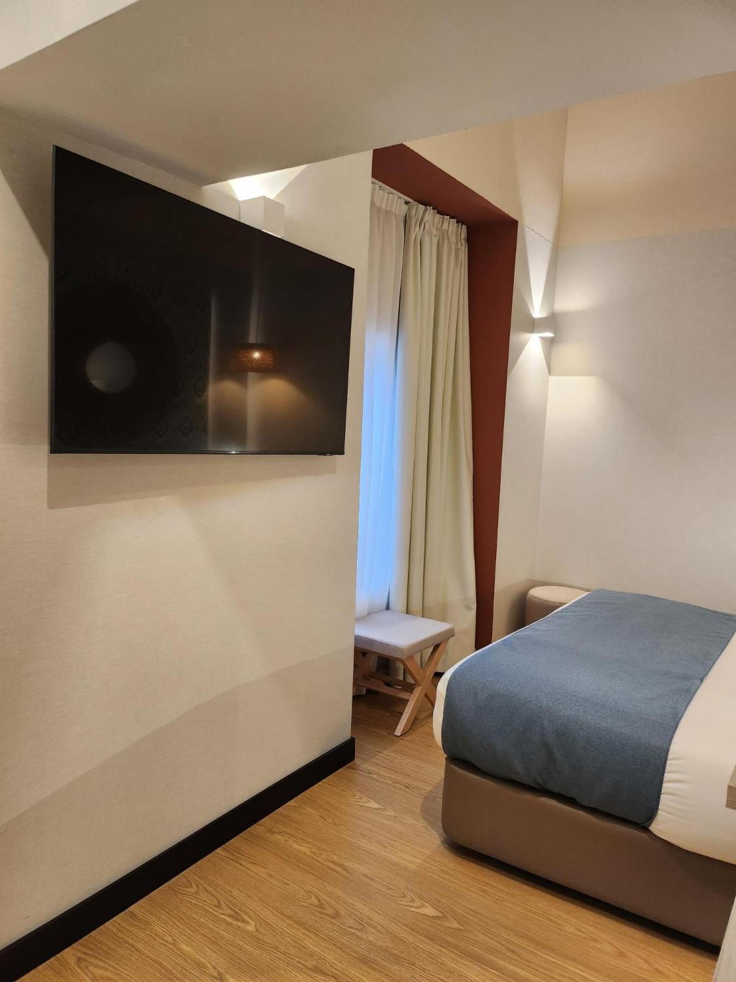Basic Double Room