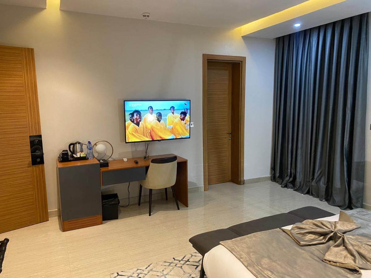 Deluxe Suite,1487740534:JPEG