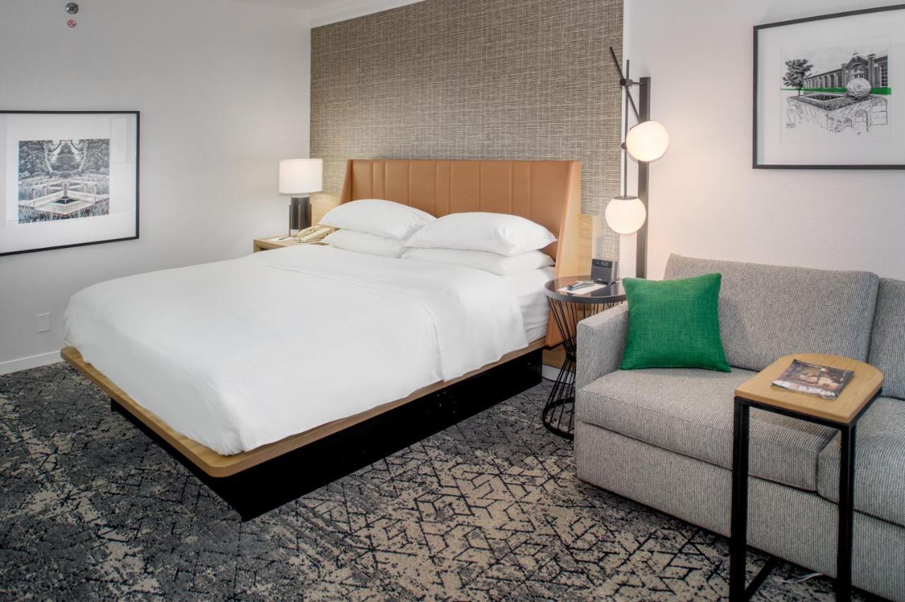 Guest room, 1 King, Sofa bed,1498880935:JPEG