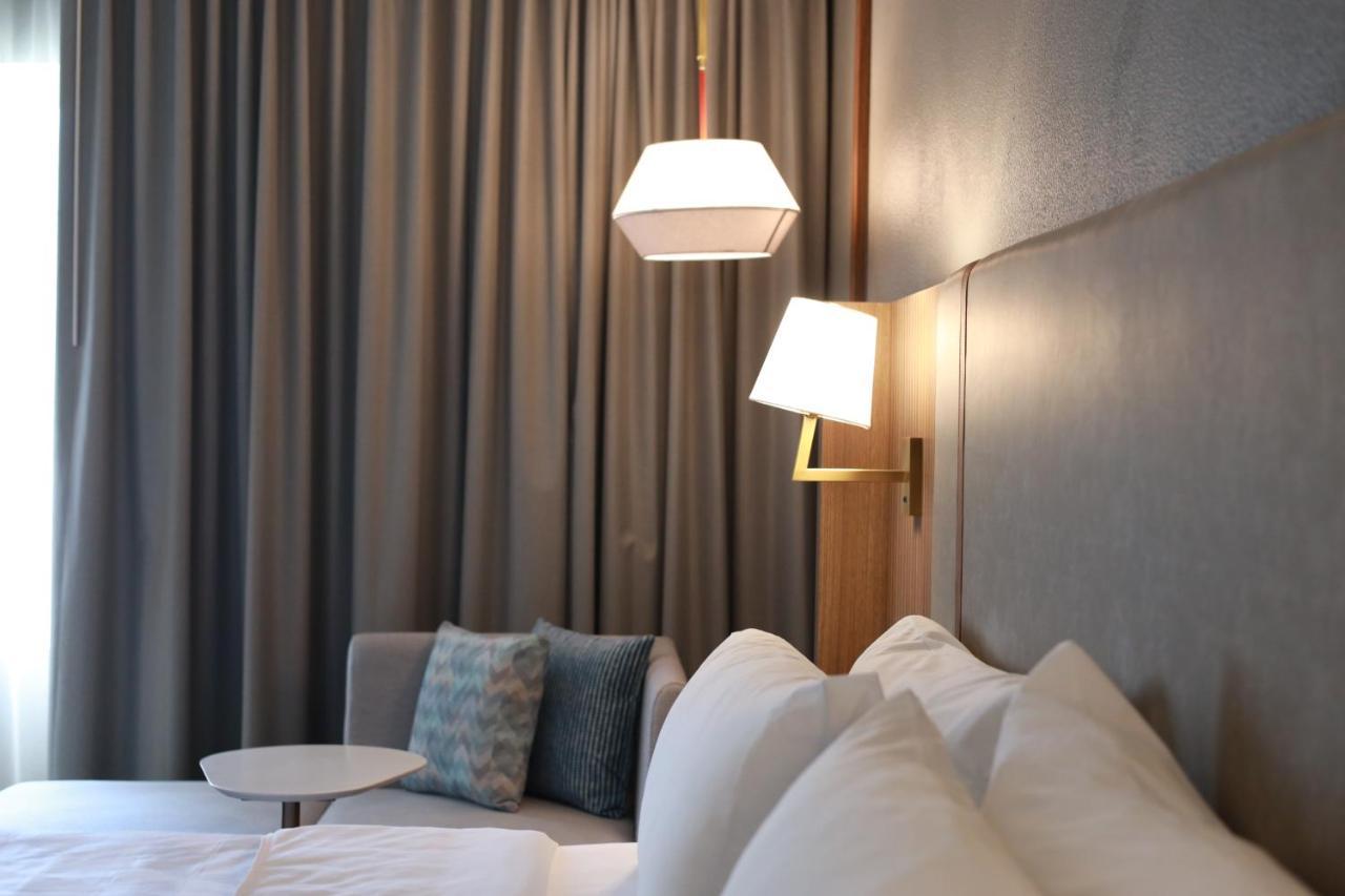 Standard King Room,1498761802:JPEG