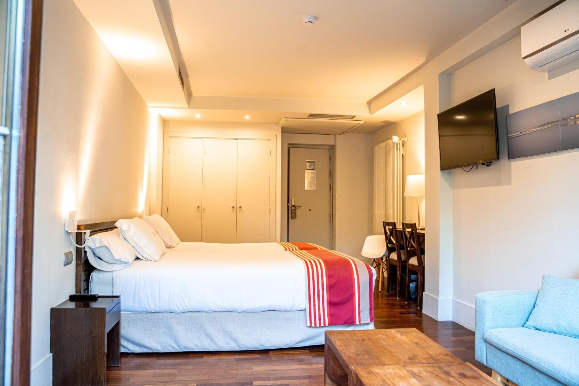 Standard Twin Room,1516541500:JPEG