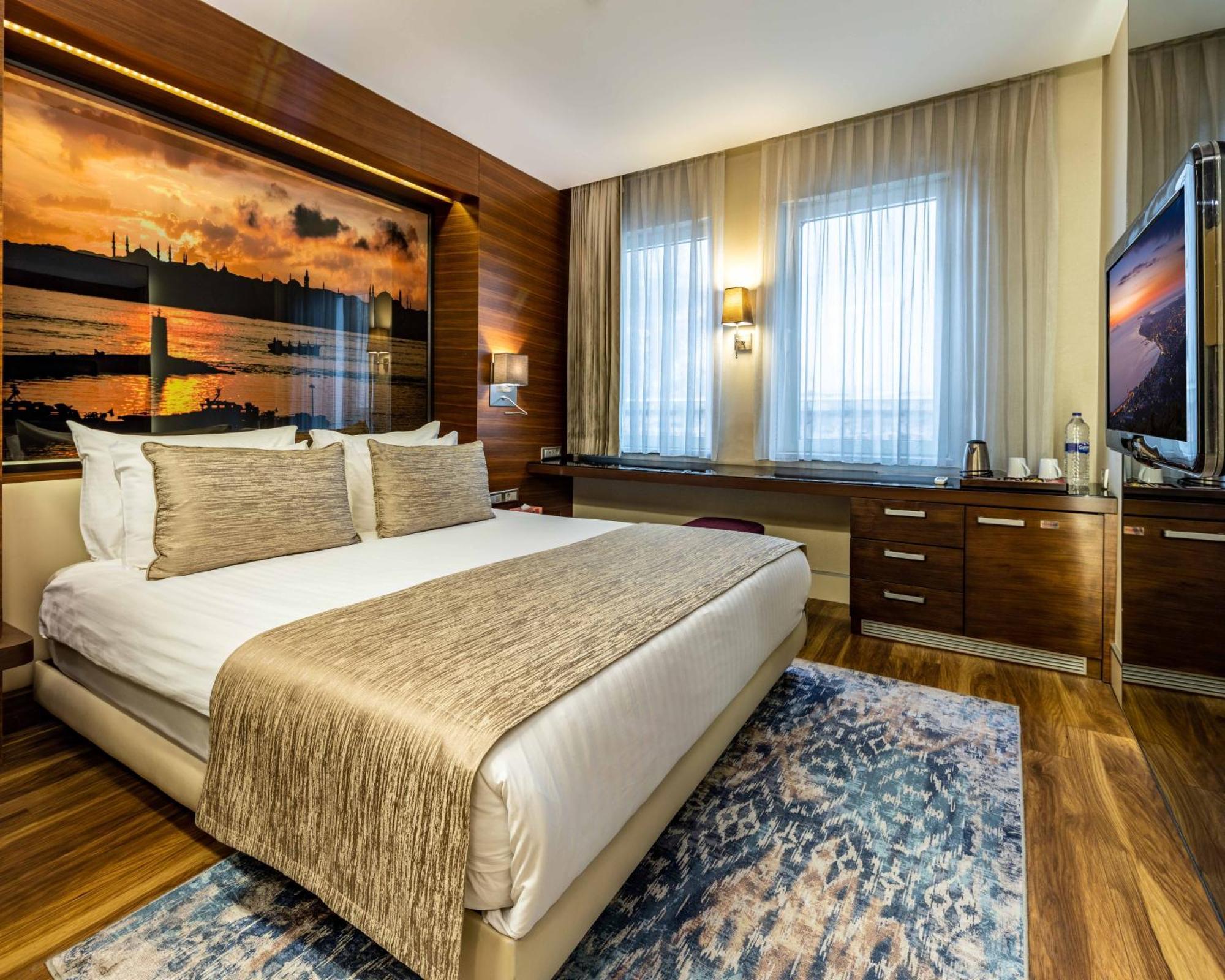 Standard Double or Twin Room,1525636039:JPEG