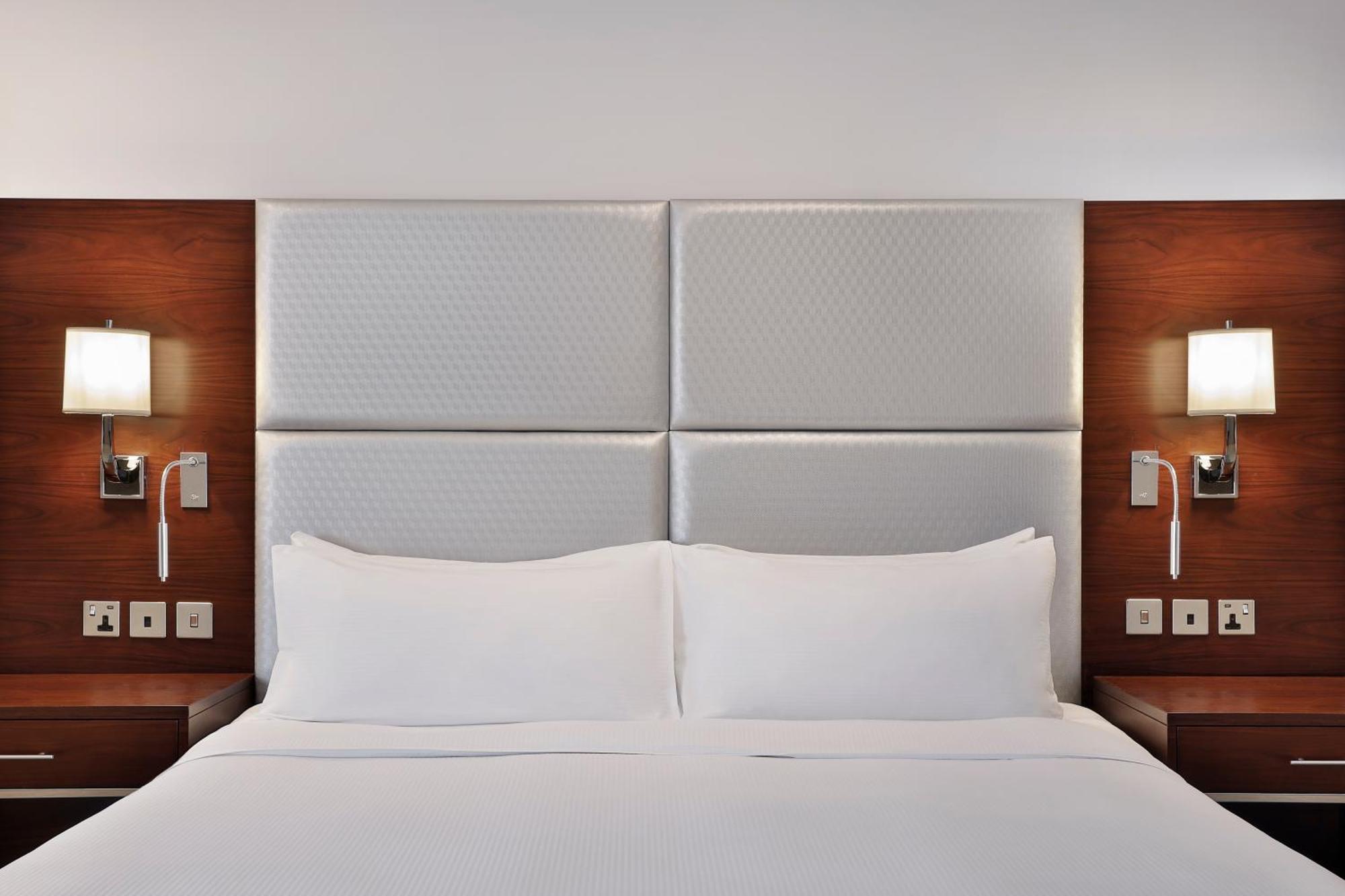 Habitación Executive con cama extragrande, vistas al mar y balcón