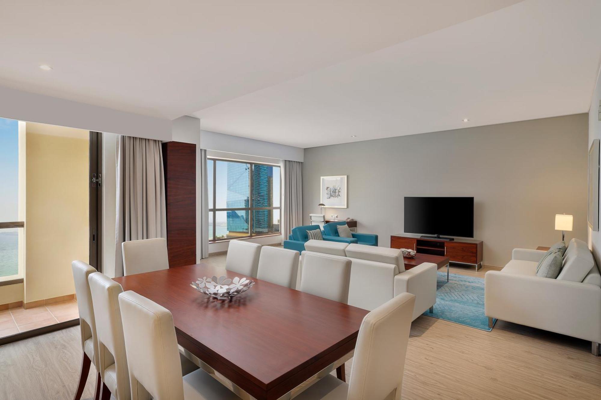 Three-Bedroom Family Suite Balcony Sea View,1533685012:JPEG