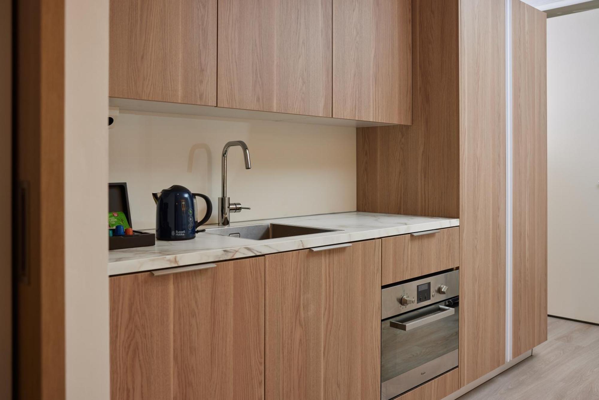 Superior Suite,1538254870:JPEG