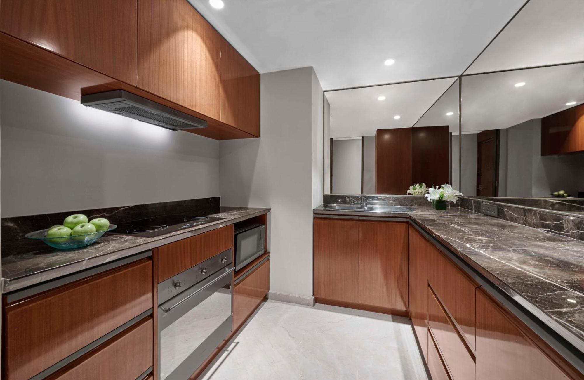 Premier Suite,1540645969:JPEG