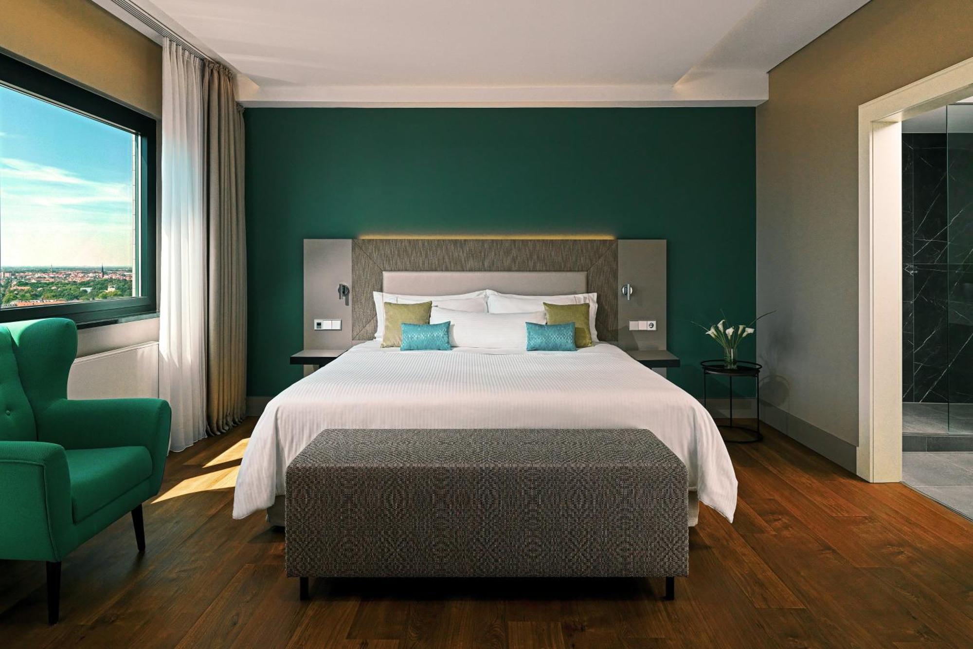 Junior Suite, 1 Bedroom Junior Suite, 1 King,1543995412:JPEG