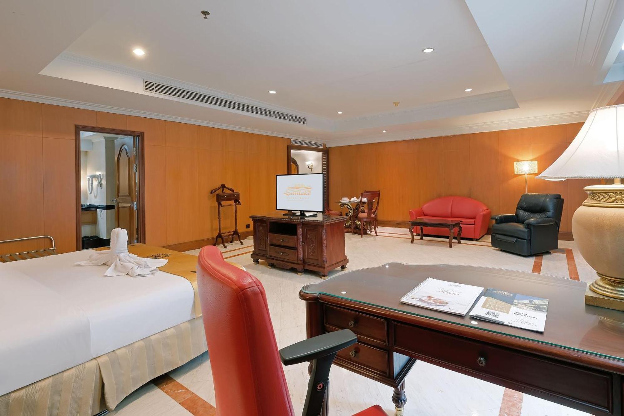 Ambassador Suite,1549101220:JPEG