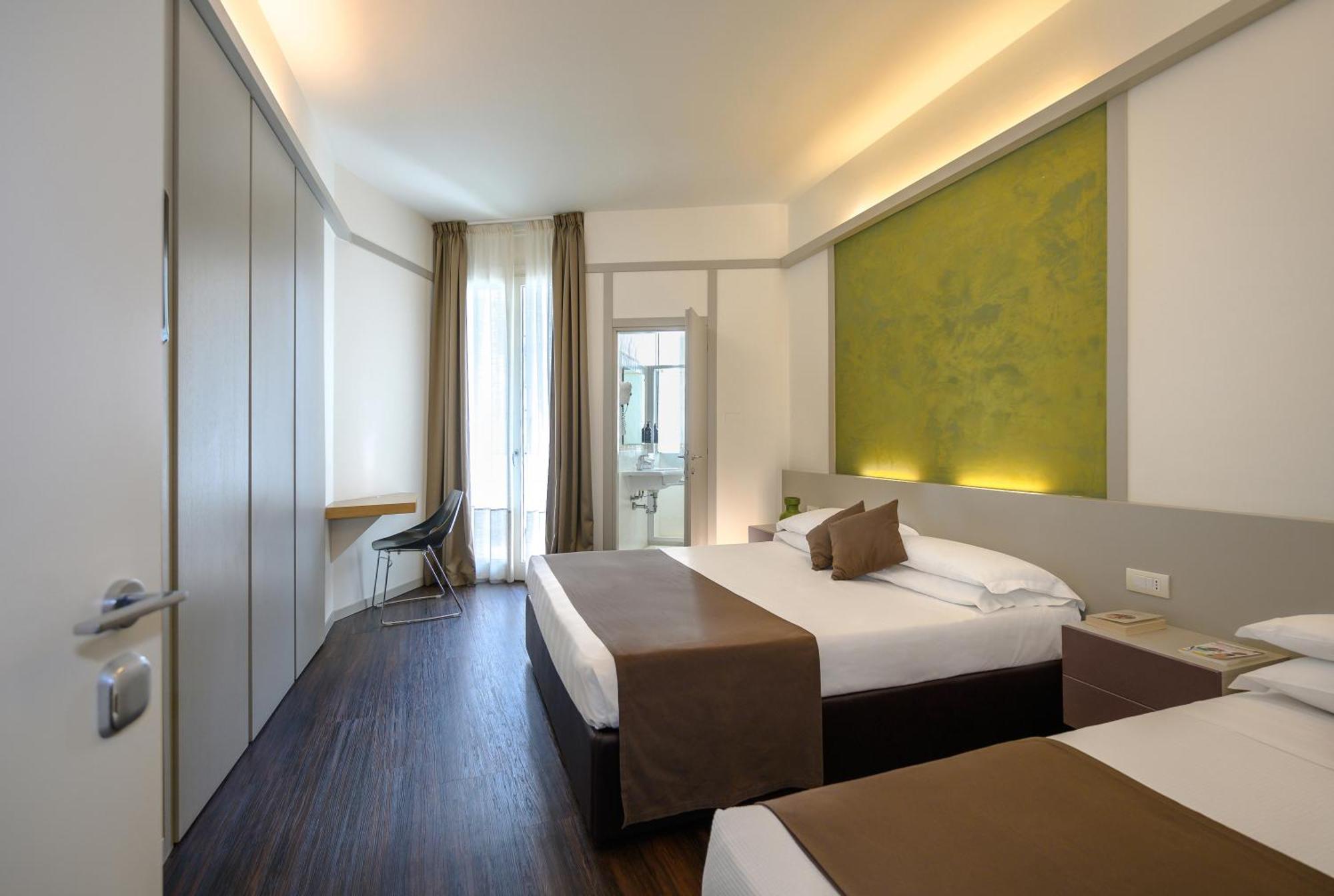Classic Quadruple Room,1209357322:JPEG