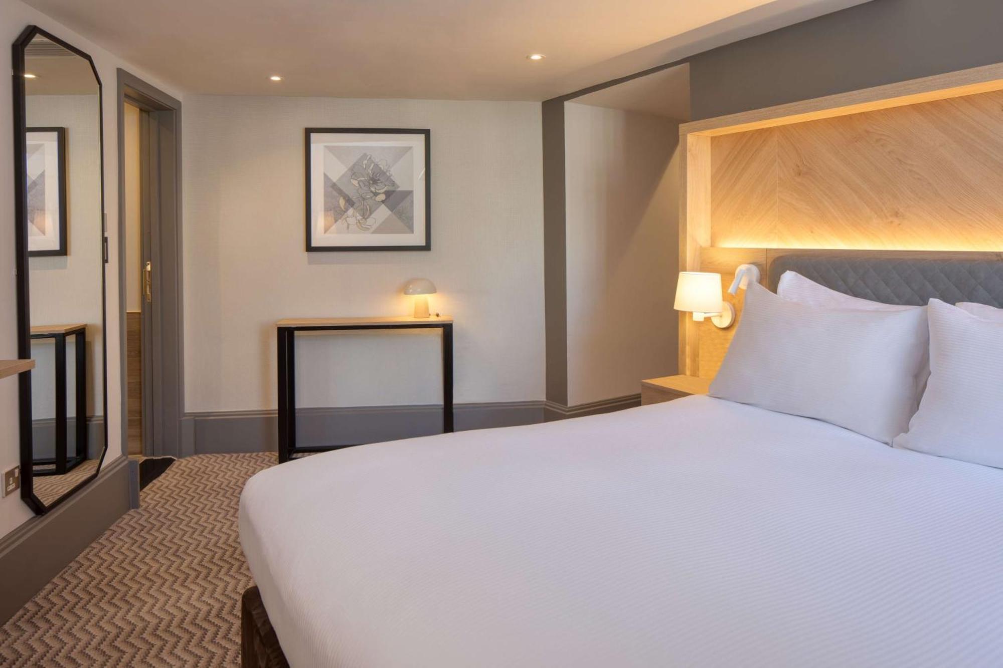 King Guest Room